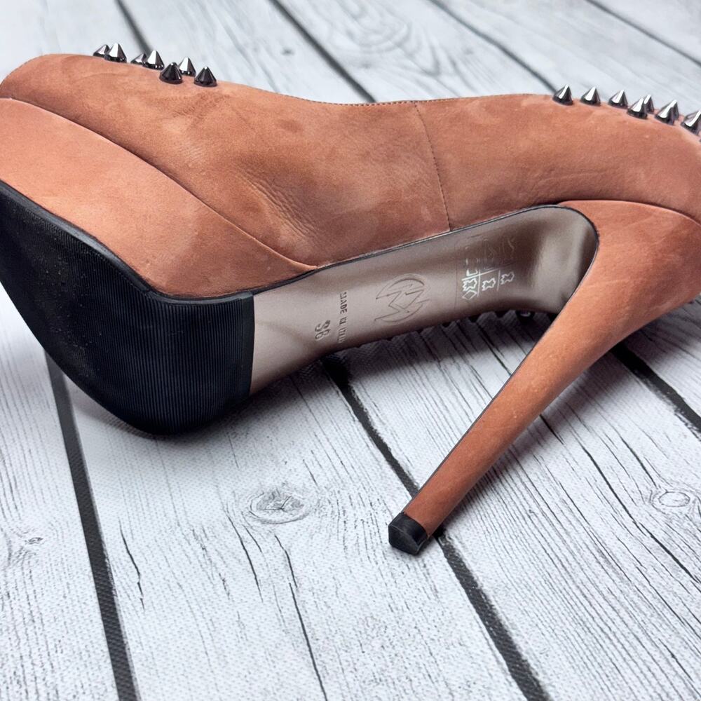 Nando Muzi Suede Platform High Heels Size 38 (US Size 7.5) - Picture 8 of 9